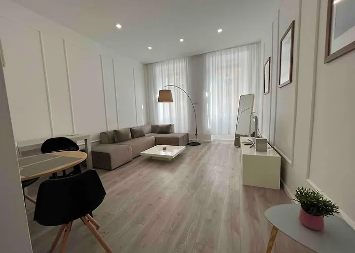 Stayin - Elegant Design With Garden *